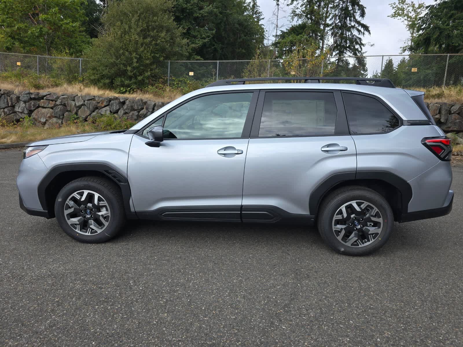 New 2026 Subaru Forester Premium AWD/4WD image 3
