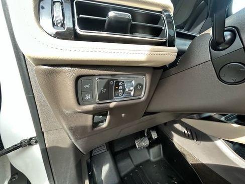 Used 2021 Lincoln Nautilus Reserve AWD/4WD image 14