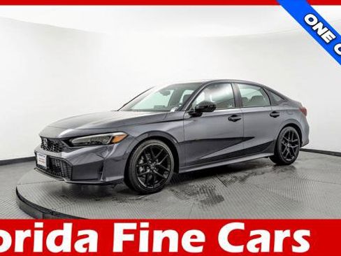 Used 2025 Honda Civic Sport image 1