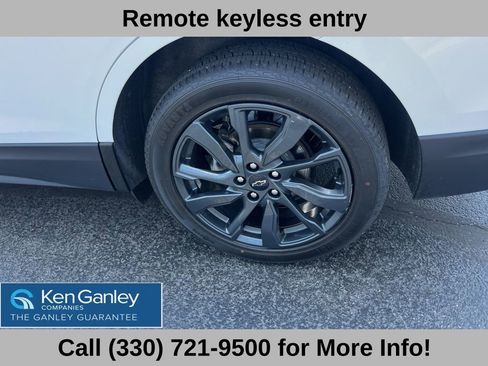Used 2022 Chevrolet Equinox RS FWD image 23