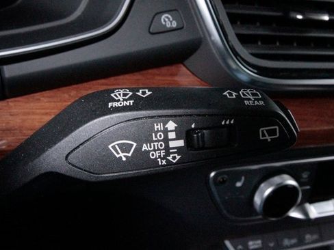 Used 2022 Audi Q5 2.0T Premium Plus image 19