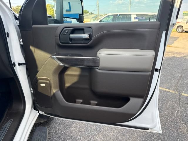 Used 2021 Chevrolet Silverado 2500 LTZ w/ LTZ Premium Package AWD/4WD image 16