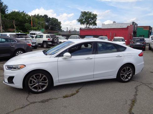 Used 2020 Ford Fusion SEL FWD image 4