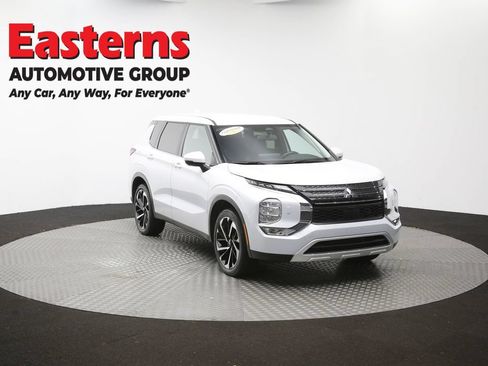 Used 2024 Mitsubishi Outlander SE AWD/4WD image 51