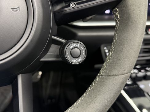 Certified 2022 Porsche 911 Turbo image 49