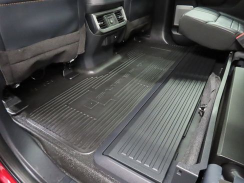 Used 2024 Ford F250 Platinum w/ FX4 Off-Road Package image 56