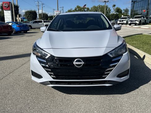 New 2025 Nissan Versa SV image 3