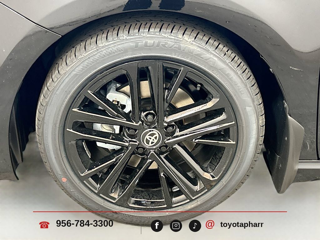 New 2026 Toyota Camry SE w/ Convenience Package FWD image 10