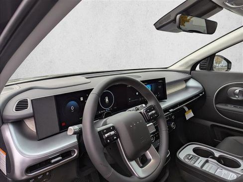 New 2026 Hyundai Ioniq 9 SEL image 12