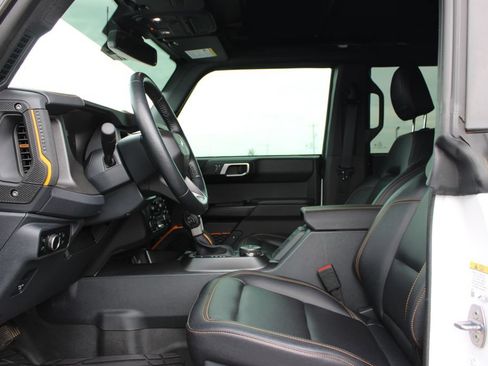 Used 2024 Ford Bronco Badlands AWD/4WD image 21