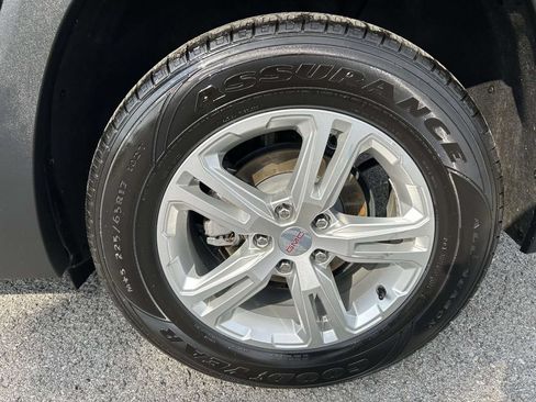Used 2024 GMC Terrain SLE AWD/4WD image 10