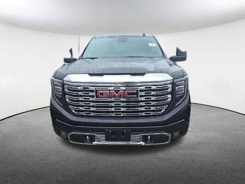 Used 2024 GMC Sierra 1500 Denali w/ Denali Reserve Package AWD/4WD image 2
