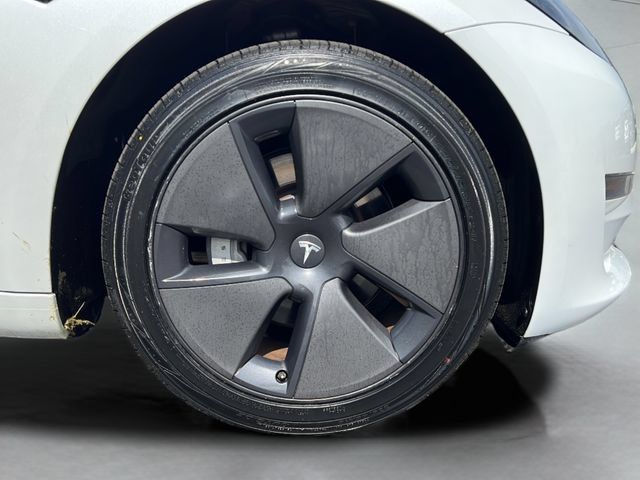 Used 2023 Tesla Model 3 Standard Range RWD image 10