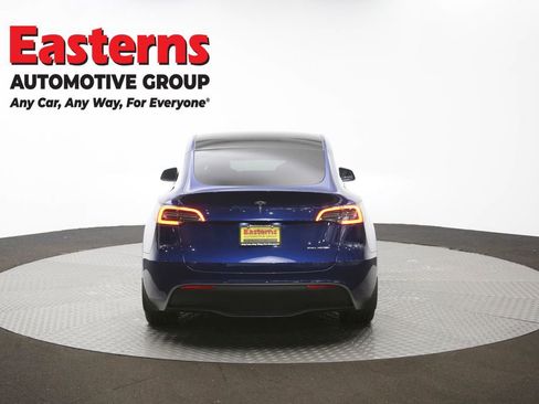 Used 2021 Tesla Model Y Long Range AWD/4WD image 38