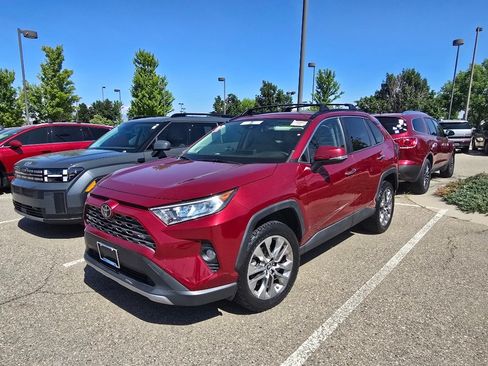 Used 2019 Toyota RAV4 Limited w/ Cold Weather Package AWD/4WD image 11