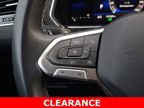 Used 2023 Volkswagen Tiguan SE image 21