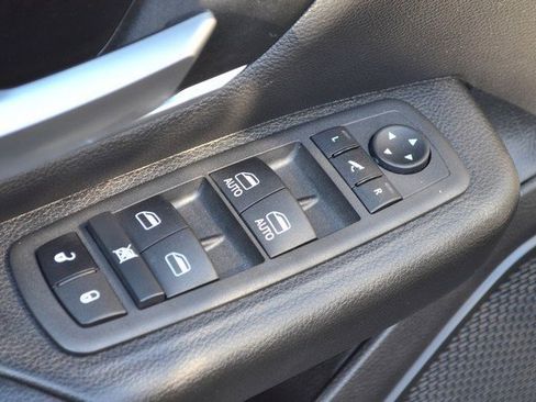 Used 2022 RAM 1500 Big Horn image 16