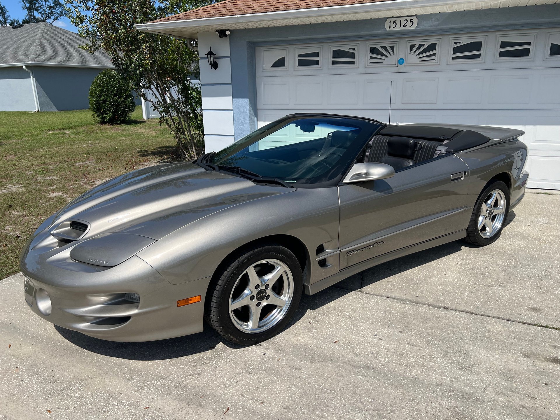 Used 2000 Pontiac Firebird Trans Am RWD image 10