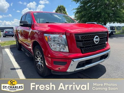 Used 2020 Nissan Titan SV w/ SV Convenience Package RWD image 1