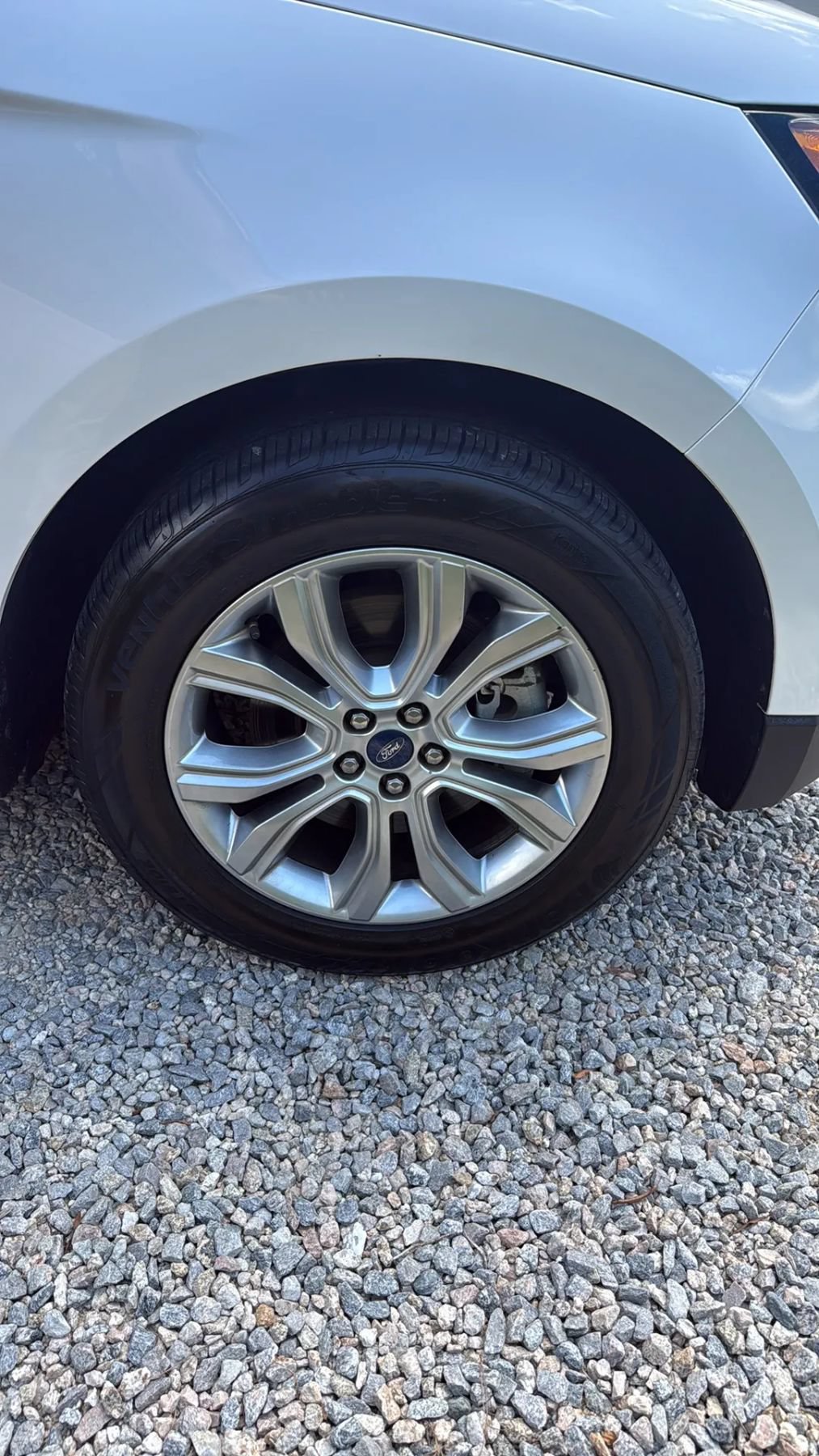 Used 2019 Ford Edge Titanium w/ Cold Weather Package AWD/4WD image 43