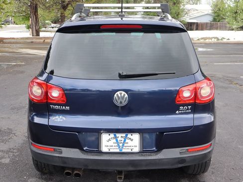 Used 2011 Volkswagen Tiguan SEL AWD/4WD image 6