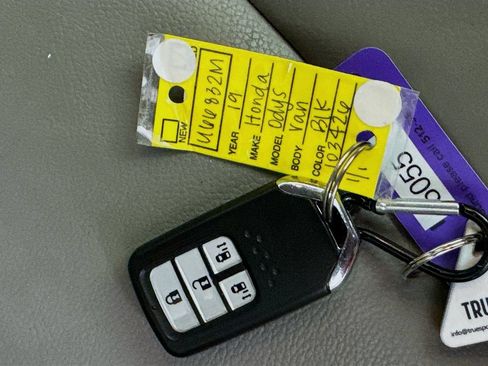 Used 2019 Honda Odyssey Touring image 40