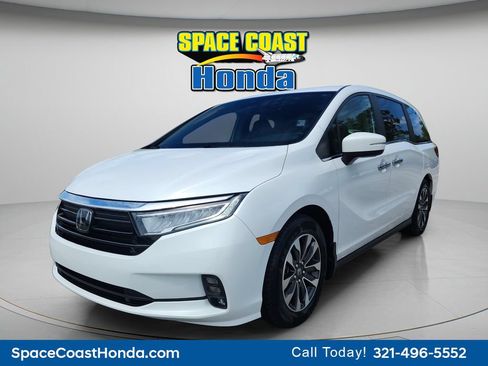 Certified 2024 Honda Odyssey EX-L image 4