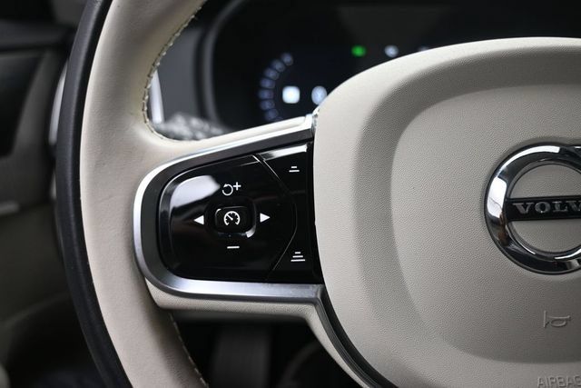 Certified 2023 Volvo XC90 B6 Ultimate w/ Protection Package Premier AWD/4WD image 16