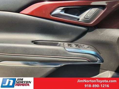 Used 2024 Chevrolet Traverse Z71 w/ Enhanced Driving Package AWD/4WD image 25