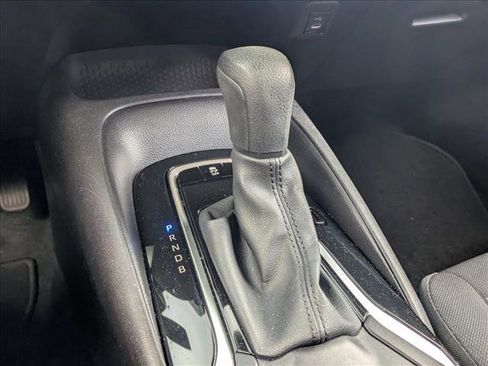 Used 2025 Toyota Corolla LE image 10