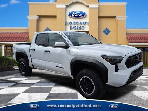 Used 2024 Toyota Tacoma TRD Off-Road AWD/4WD image 1