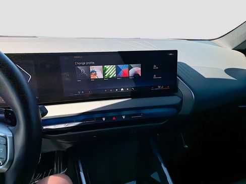 Used 2025 BMW X3 xDrive30i image 28