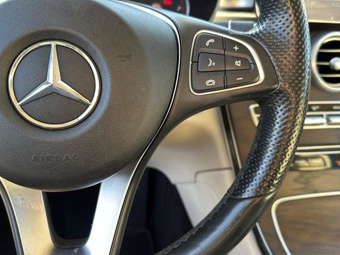 Used 2018 Mercedes-Benz GLC 300 4MATIC image 16