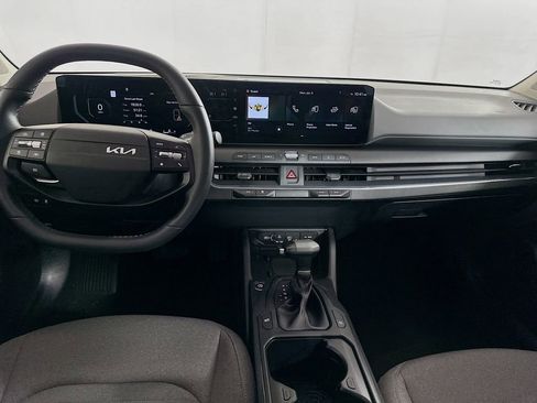 Used 2025 Kia K4 EX image 20