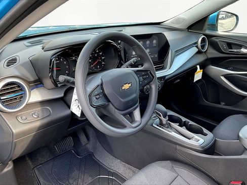 New 2026 Chevrolet Trax LS w/ LS Convenience Package image 8