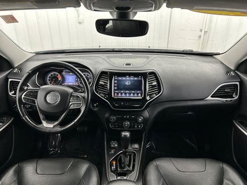 Used 2020 Jeep Cherokee Limited AWD/4WD image 16