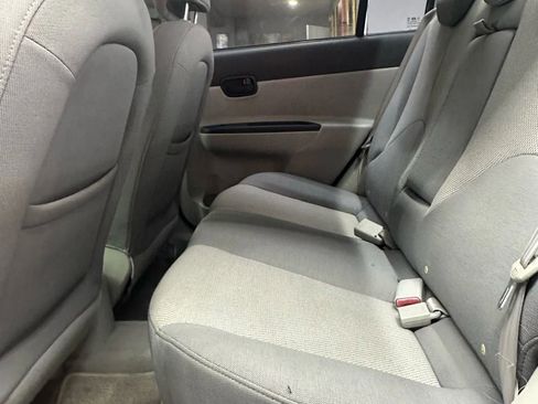 Used 2007 Hyundai Accent GLS image 19