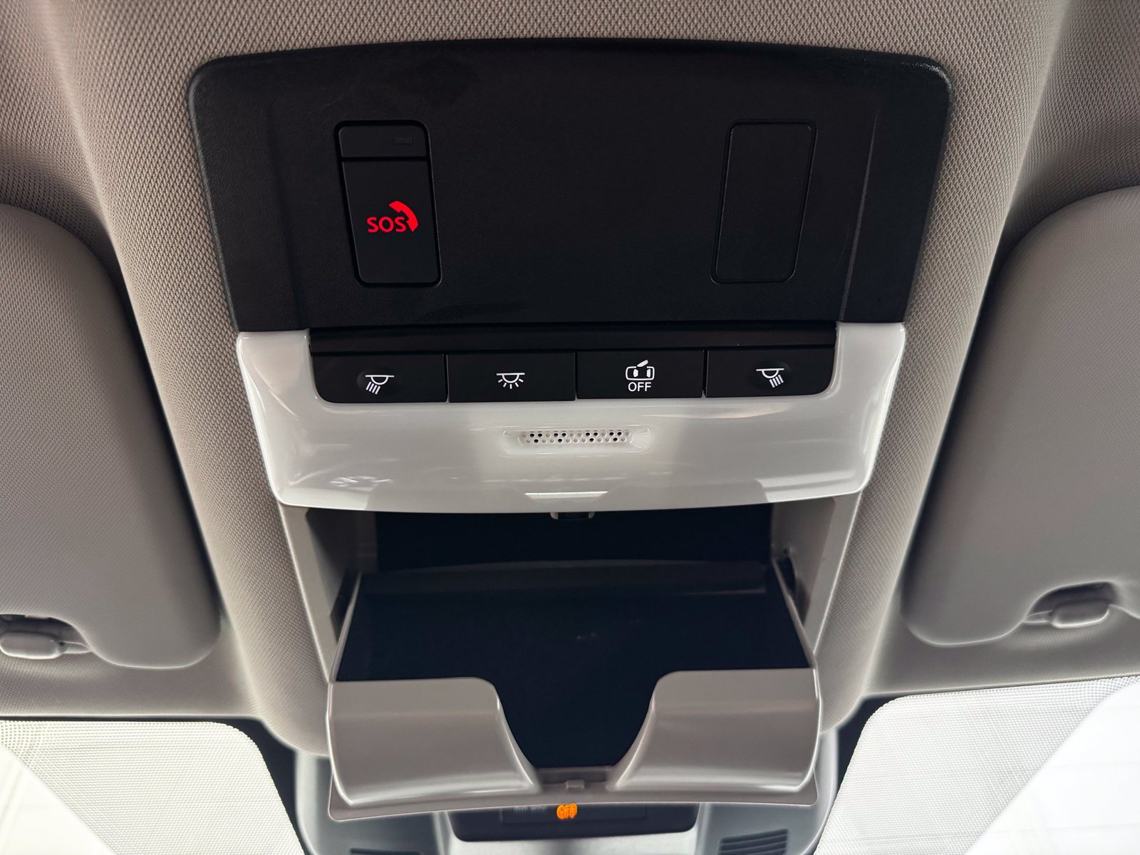 Certified 2025 Nissan Rogue SV AWD/4WD image 29