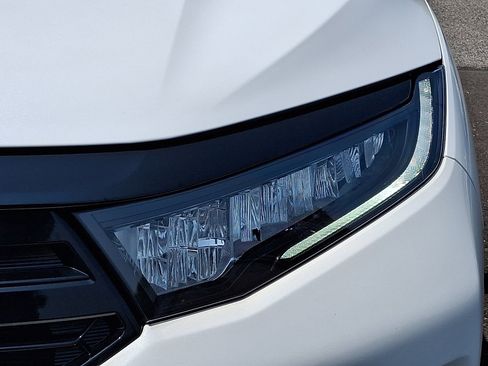 Used 2025 Honda Odyssey Elite image 10