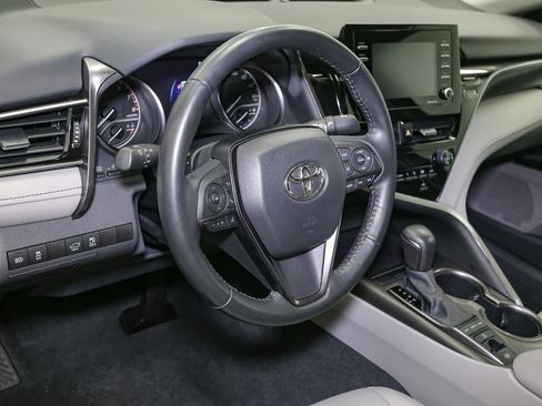 Used 2023 Toyota Camry SE image 23