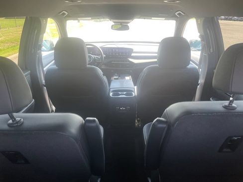 Used 2026 Buick Enclave Preferred AWD/4WD image 14