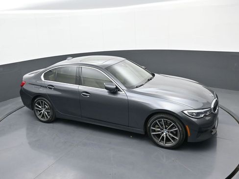 Used 2021 BMW 330i xDrive Sedan w/ Convenience Package image 29