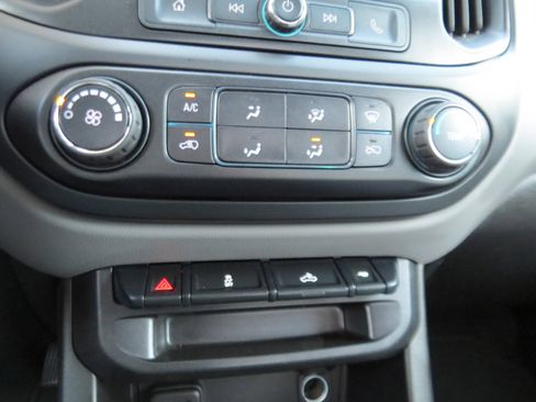 Certified 2020 Chevrolet Colorado W/T w/ WT Convenience Package image 22