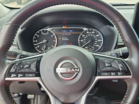Used 2023 Nissan Altima 2.5 SR w/ SR Premium Package FWD image 19