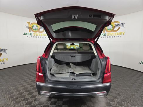 Used 2021 Cadillac XT5 Premium Luxury image 34