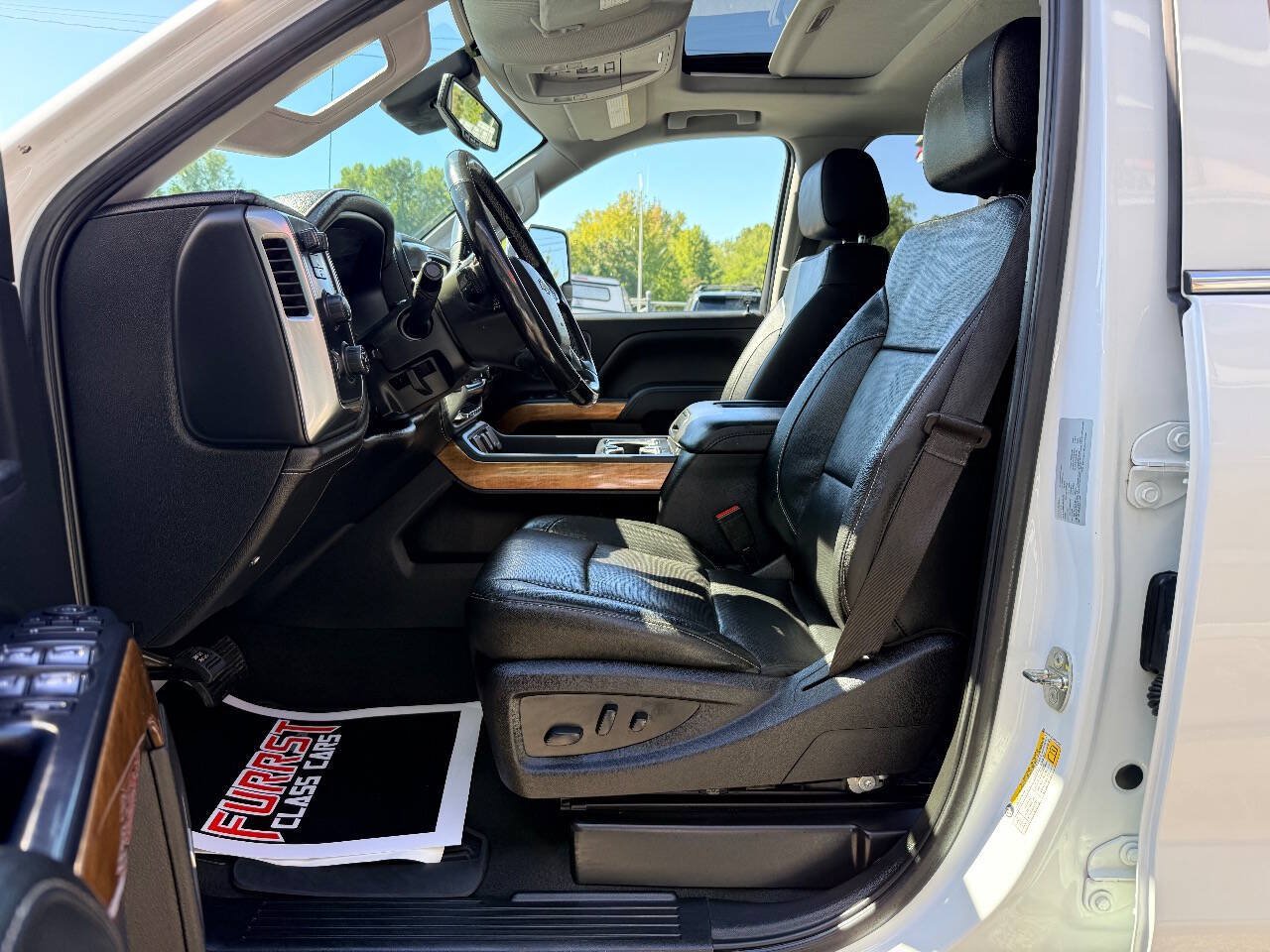 Used 2019 Chevrolet Silverado 3500 LTZ w/ LTZ Plus Package AWD/4WD image 20