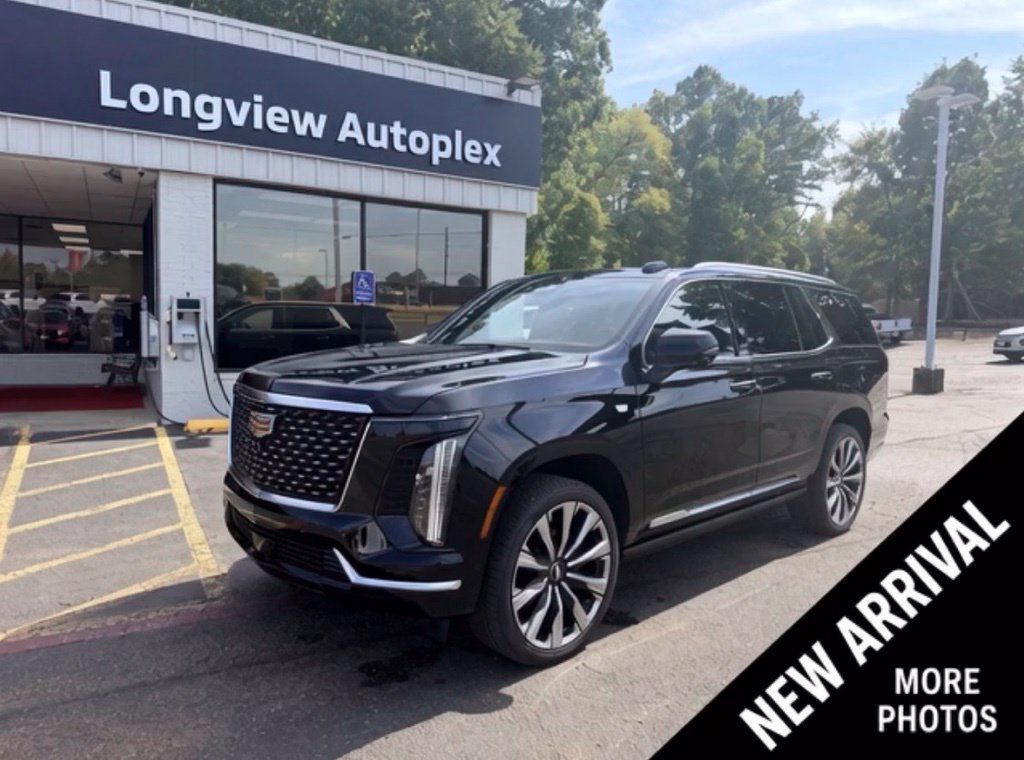 Used 2026 Cadillac Escalade Luxury w/ Touring Package AWD/4WD image 1