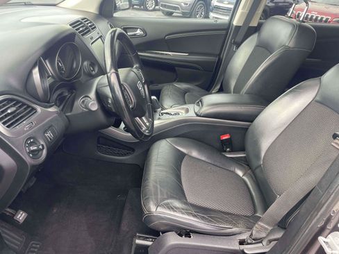 Used 2020 Dodge Journey Crossroad FWD image 13