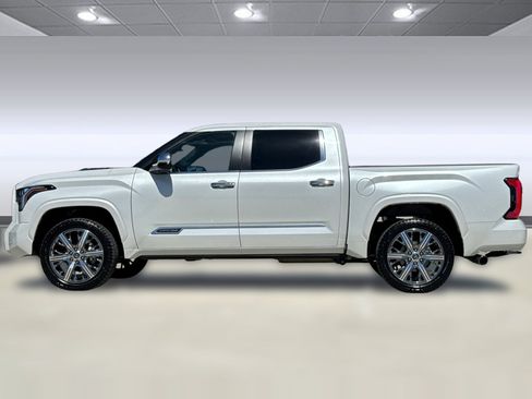 Used 2024 Toyota Tundra Capstone AWD/4WD image 2