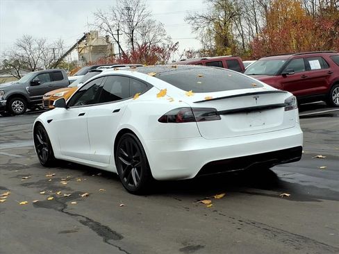 Used 2021 Tesla Model S Plaid image 3